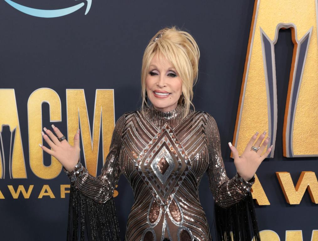 Dolly Parton Wants To Do A 'Great Rock And Roll Album'